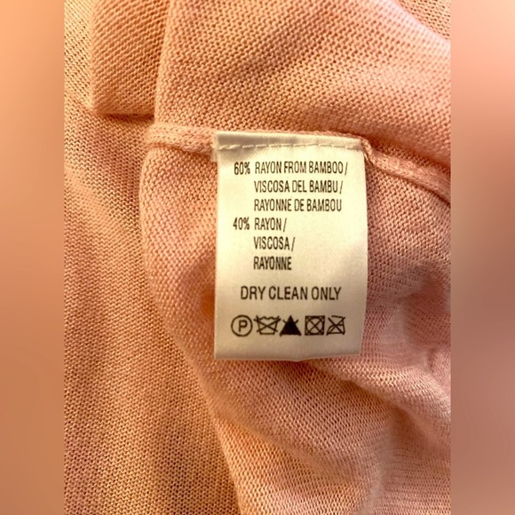 NWOT Y2K Kenzie pink cardi , 3/4 puffed sleeves/elastic cuff, clear buttons 🧶🩷 - Picture 12 of 13